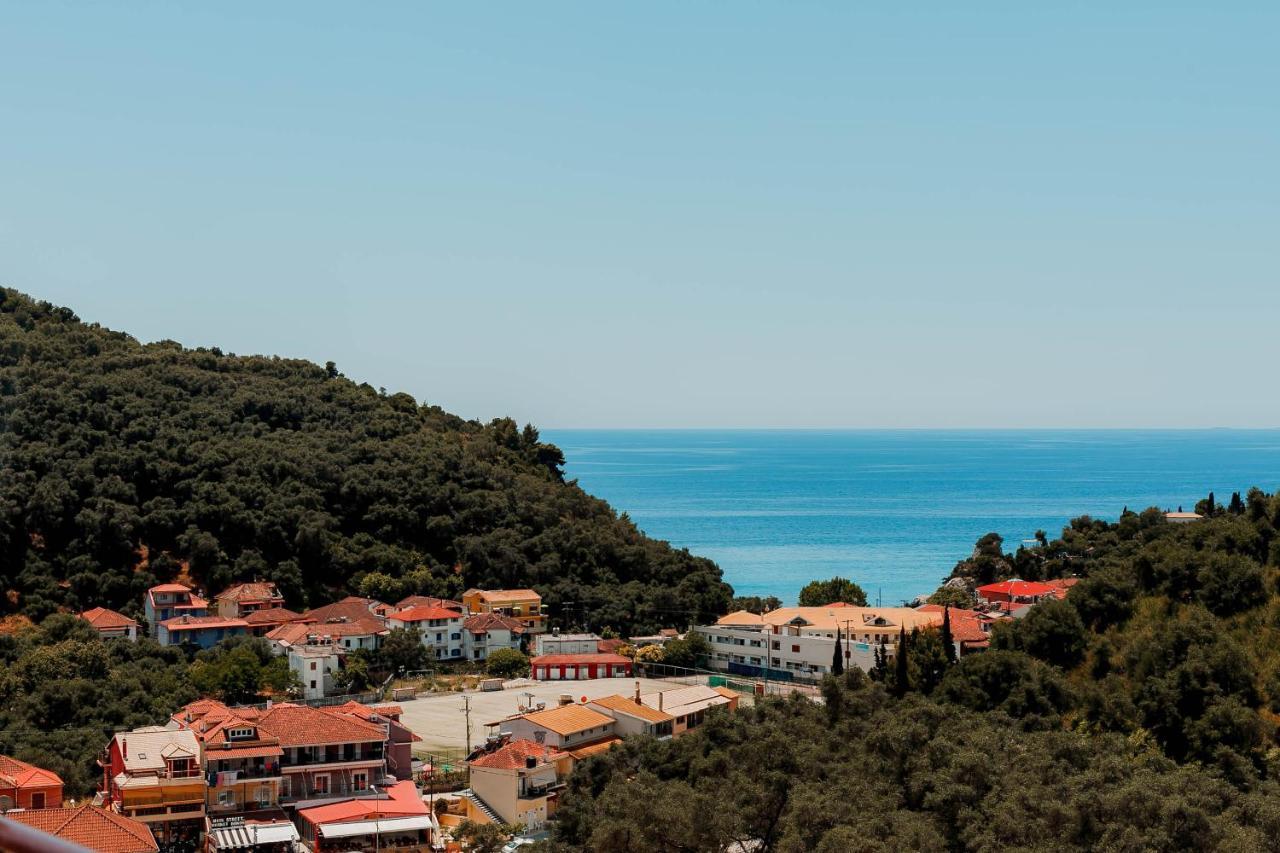 Petrino Apartments Parga Bagian luar foto